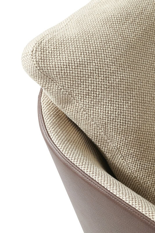 Tiny Blendy Armchair