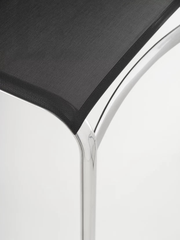 Bigframe 44 Chair