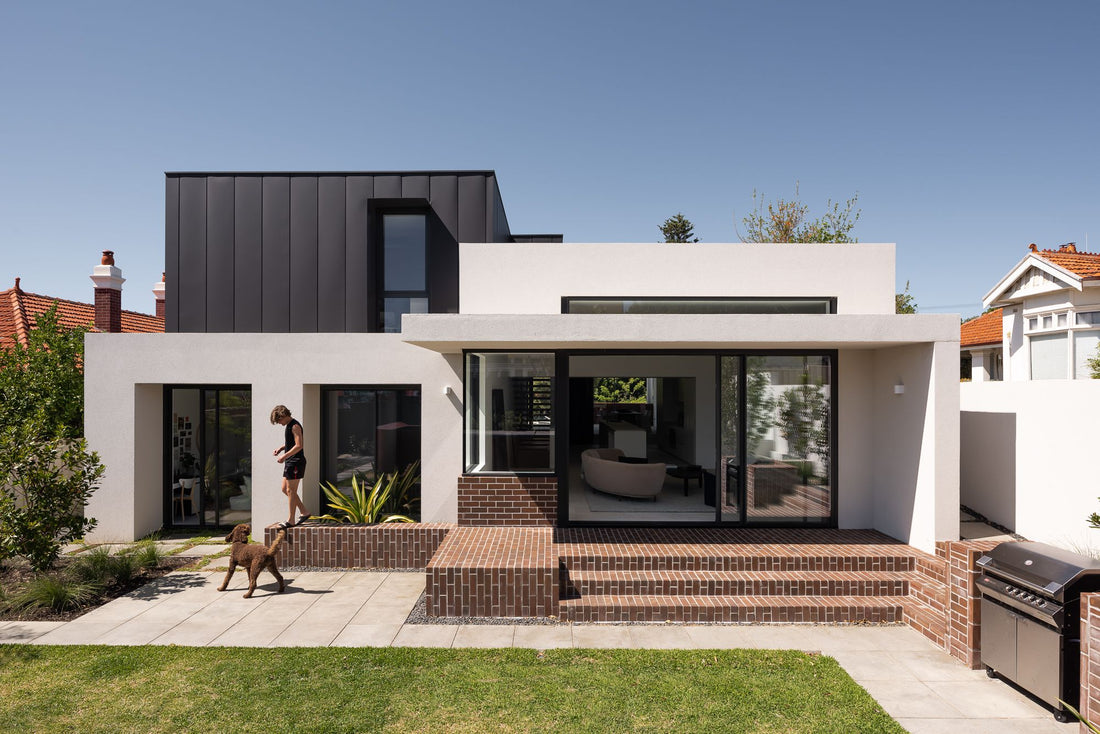 Hyde Park House - District Furniture