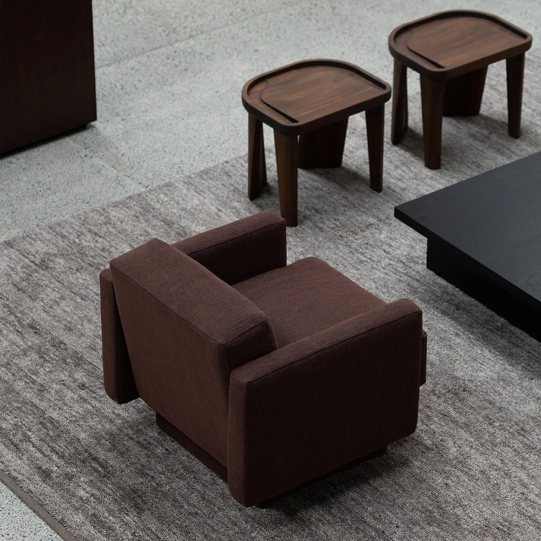 Simon James: New Forms in Dialogue - District Furniture