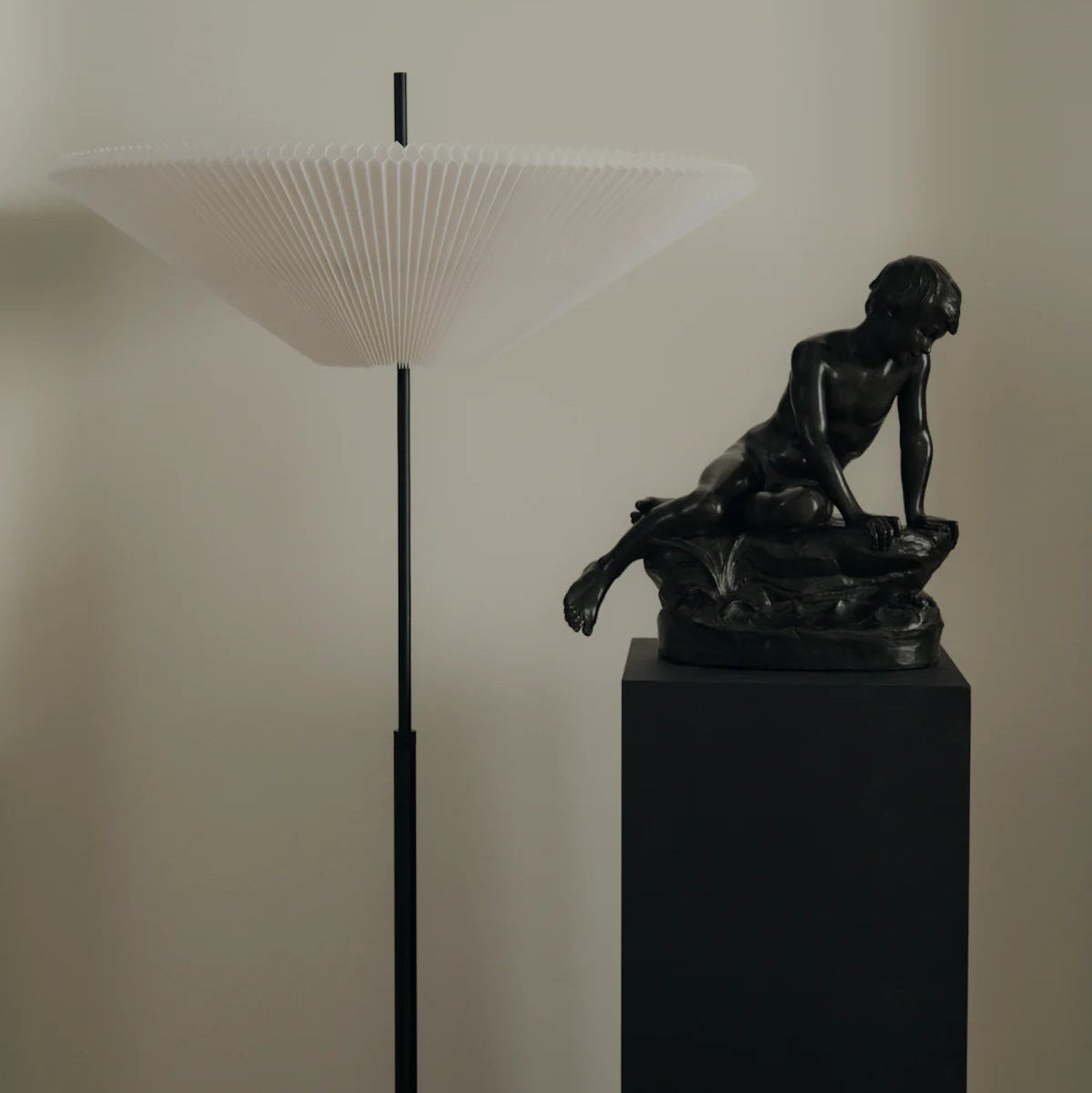 Nebra Floor Lamp