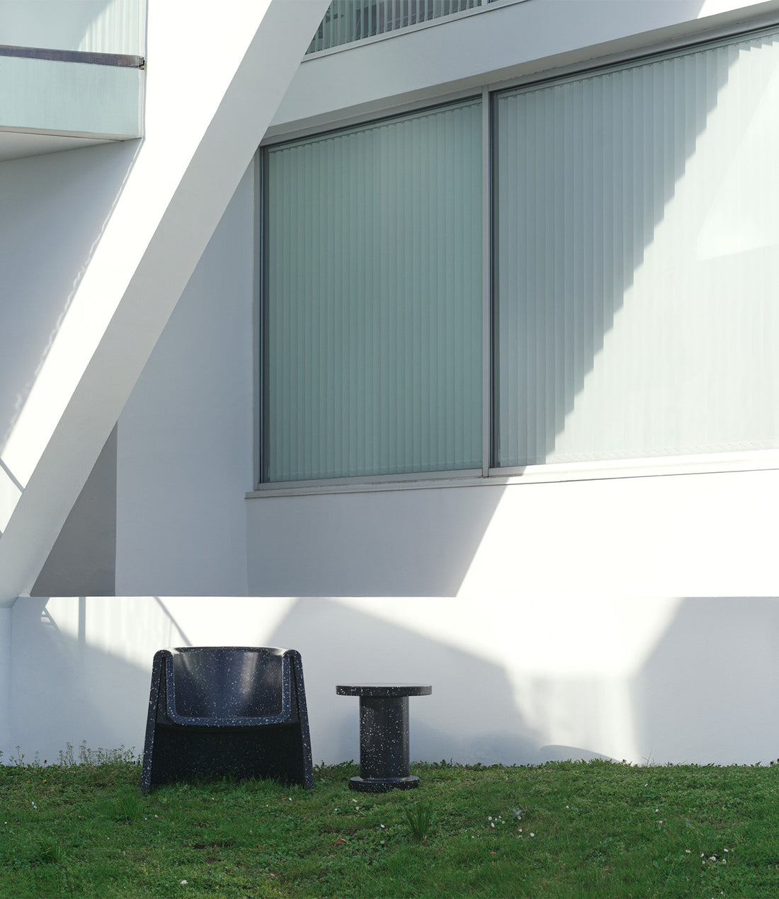 Bit Lounge Chair | Outdoor Lounge Chair | District – District Furniture