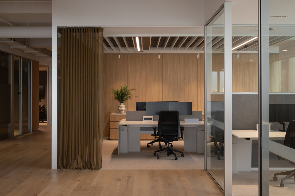 The Workstation as Architecture: Multiplex Perth – District Furniture