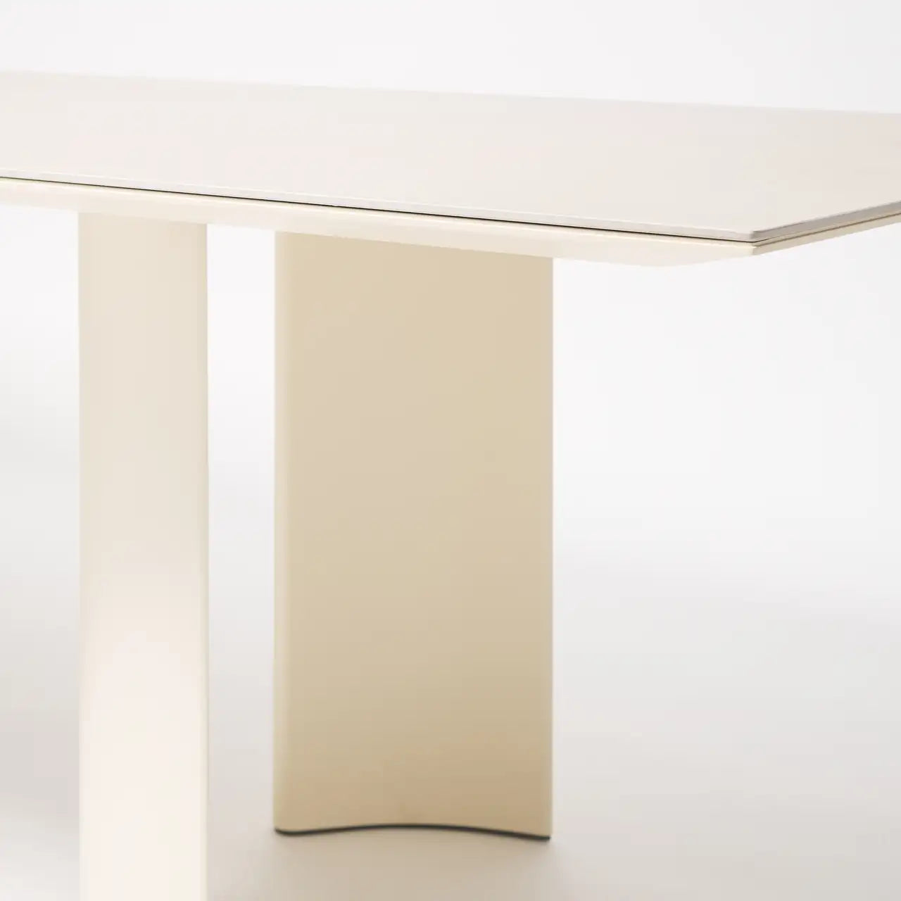 Naca Square Table