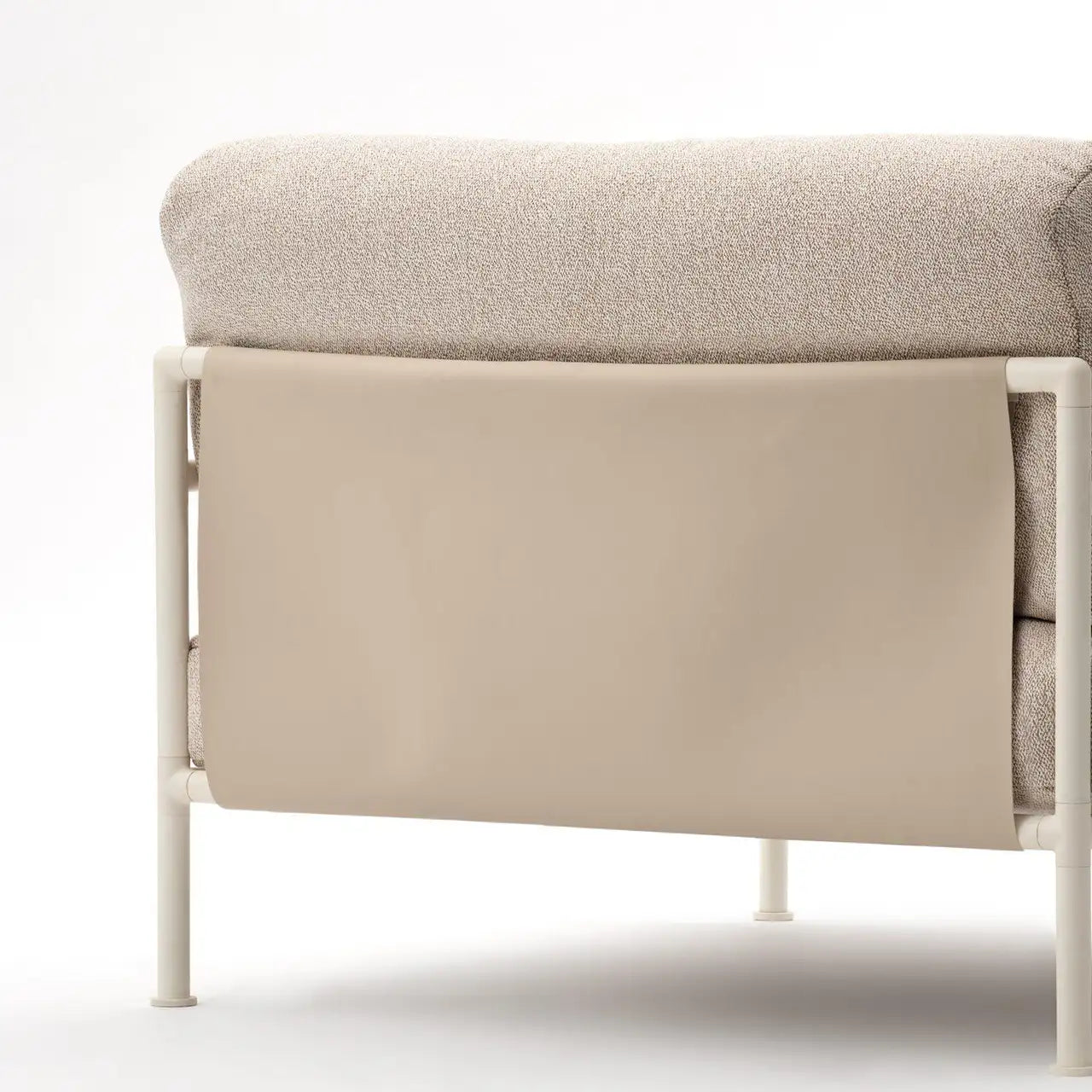 Roè Armchair
