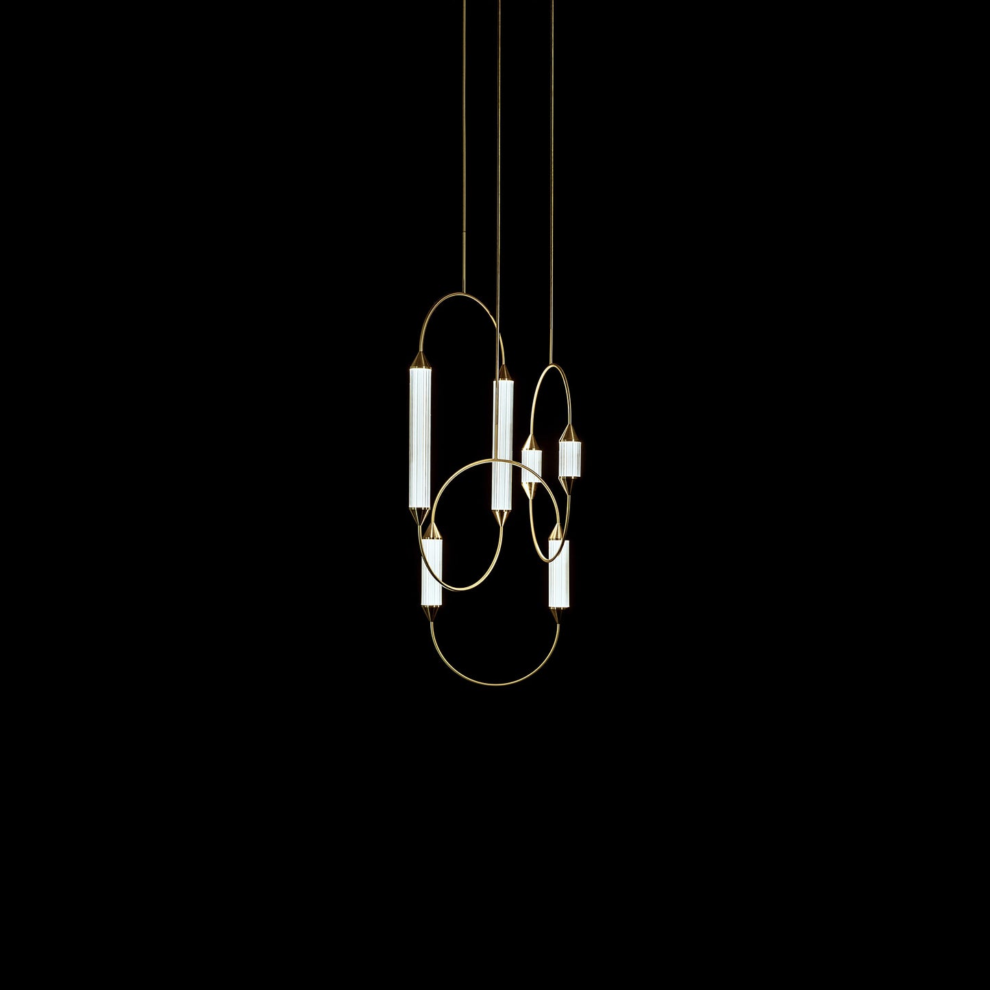 Cirque Chandelier Weave