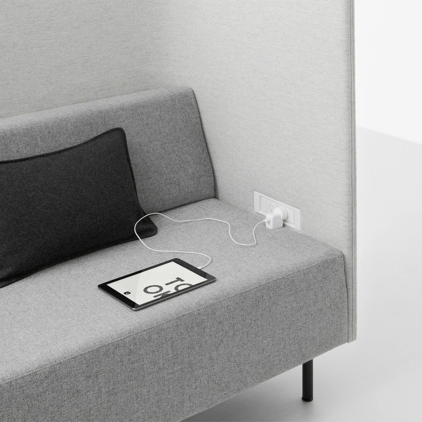 Navigate High Back Sofa With Leaner