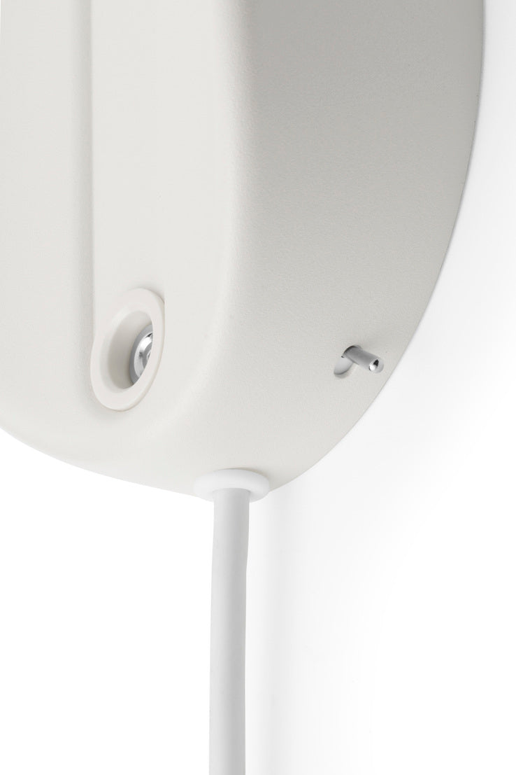 Tense Wall Light