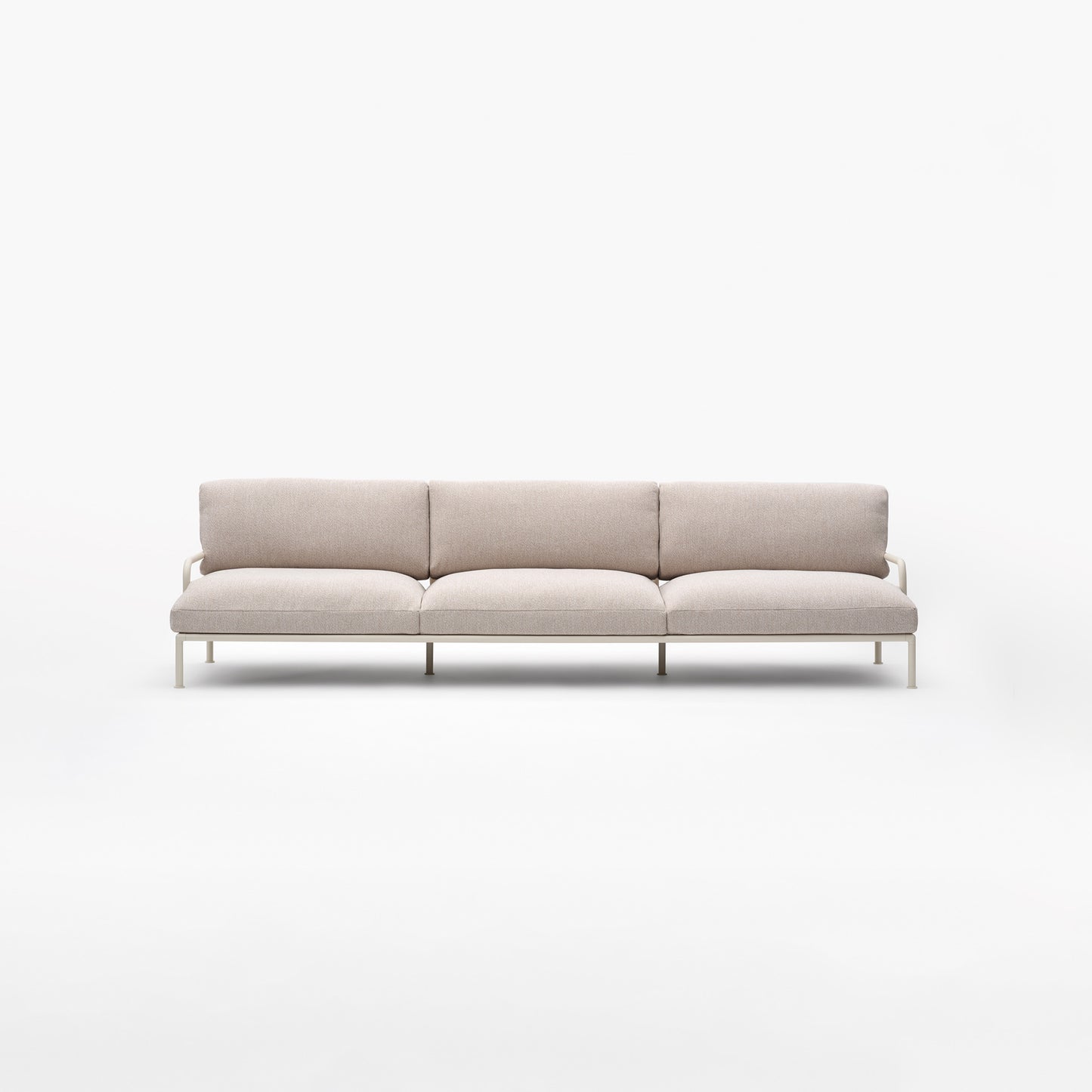 Roè Sofa With Armrests