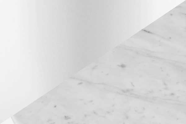 White Glass / White Marble