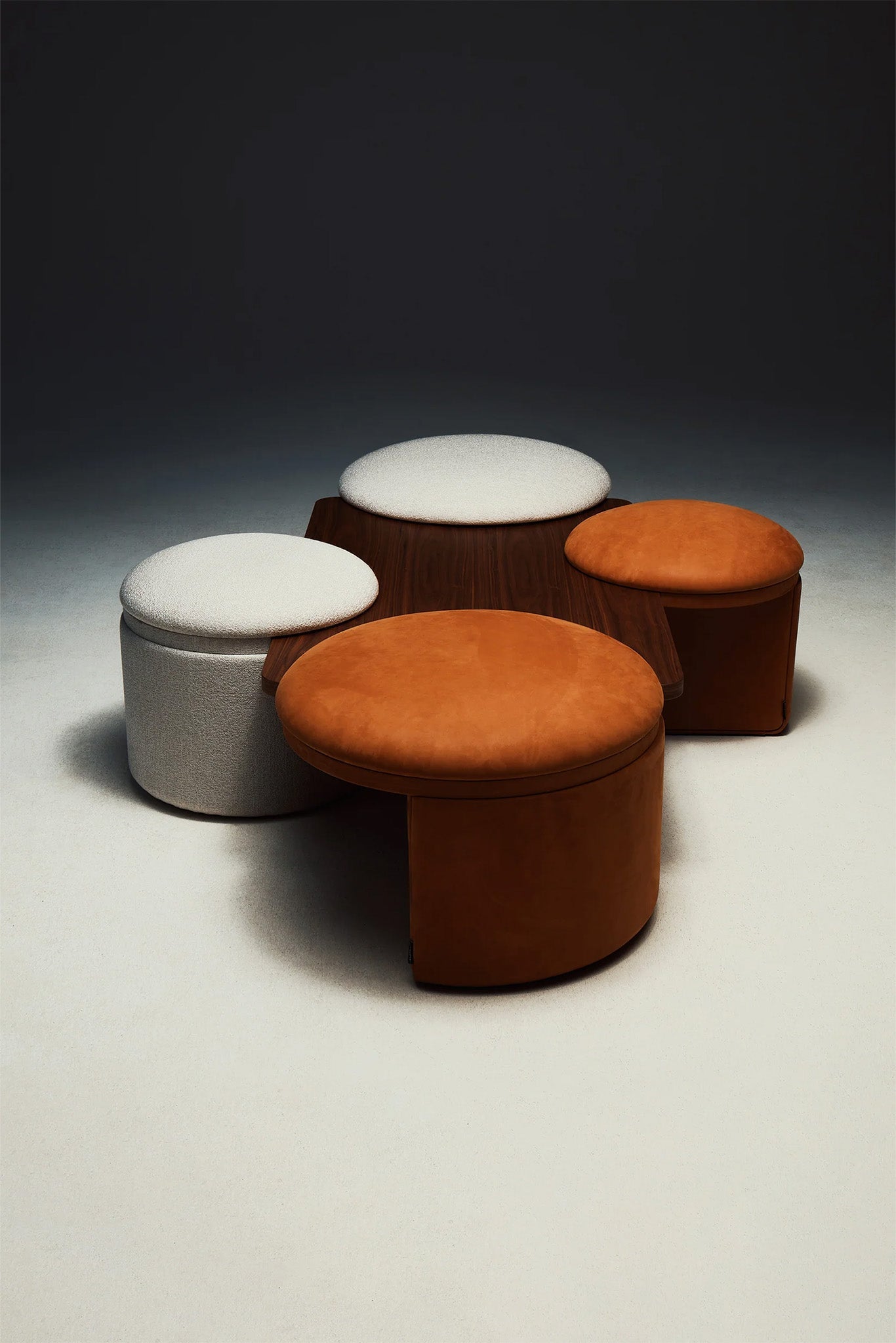 Amazone Pouf - District Furniture