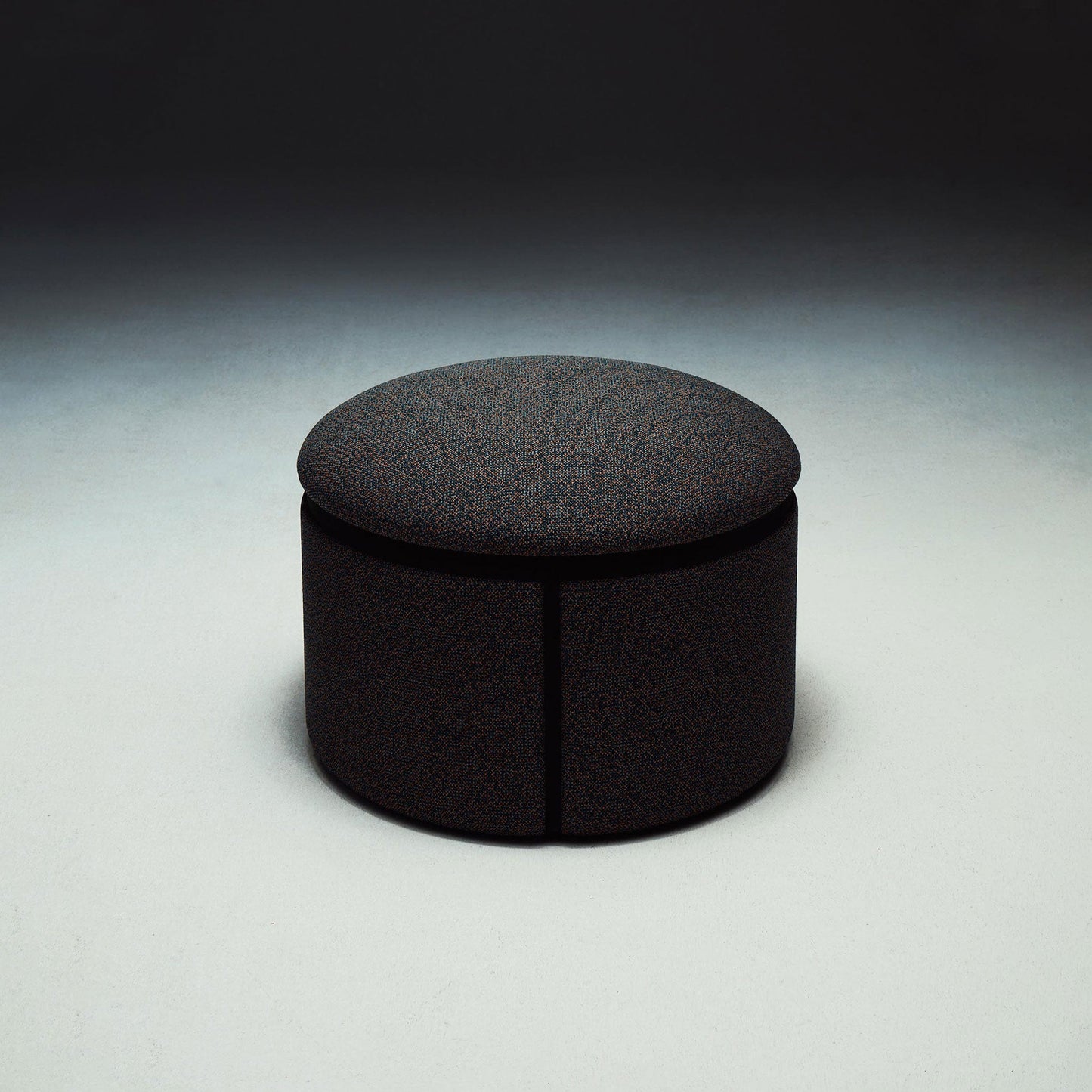 Amazone Pouf - District Furniture