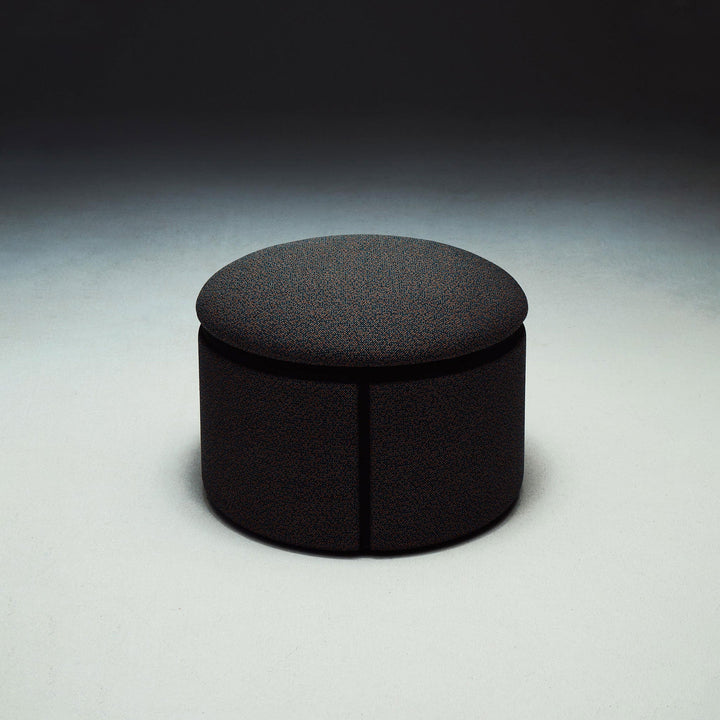Amazone Pouf - District Furniture