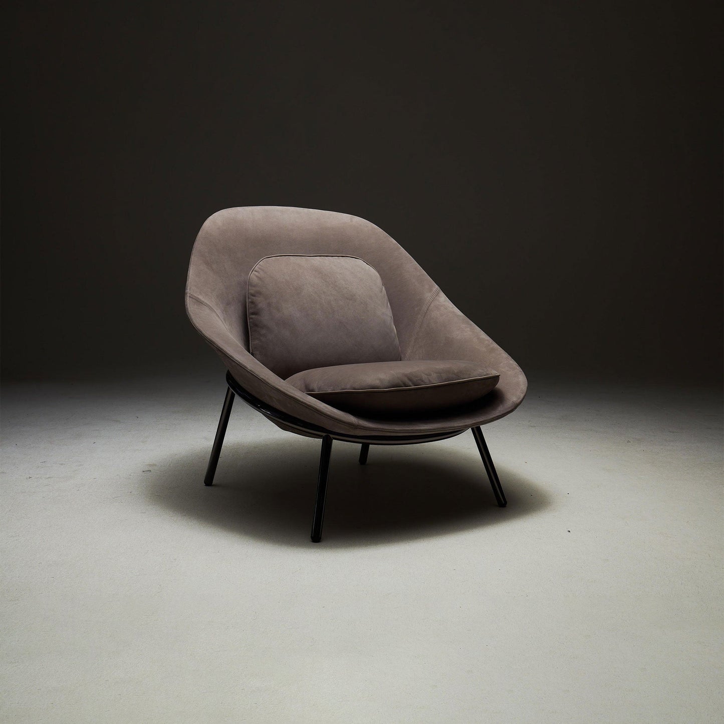 Amphora Lounge Chair - District Furniture