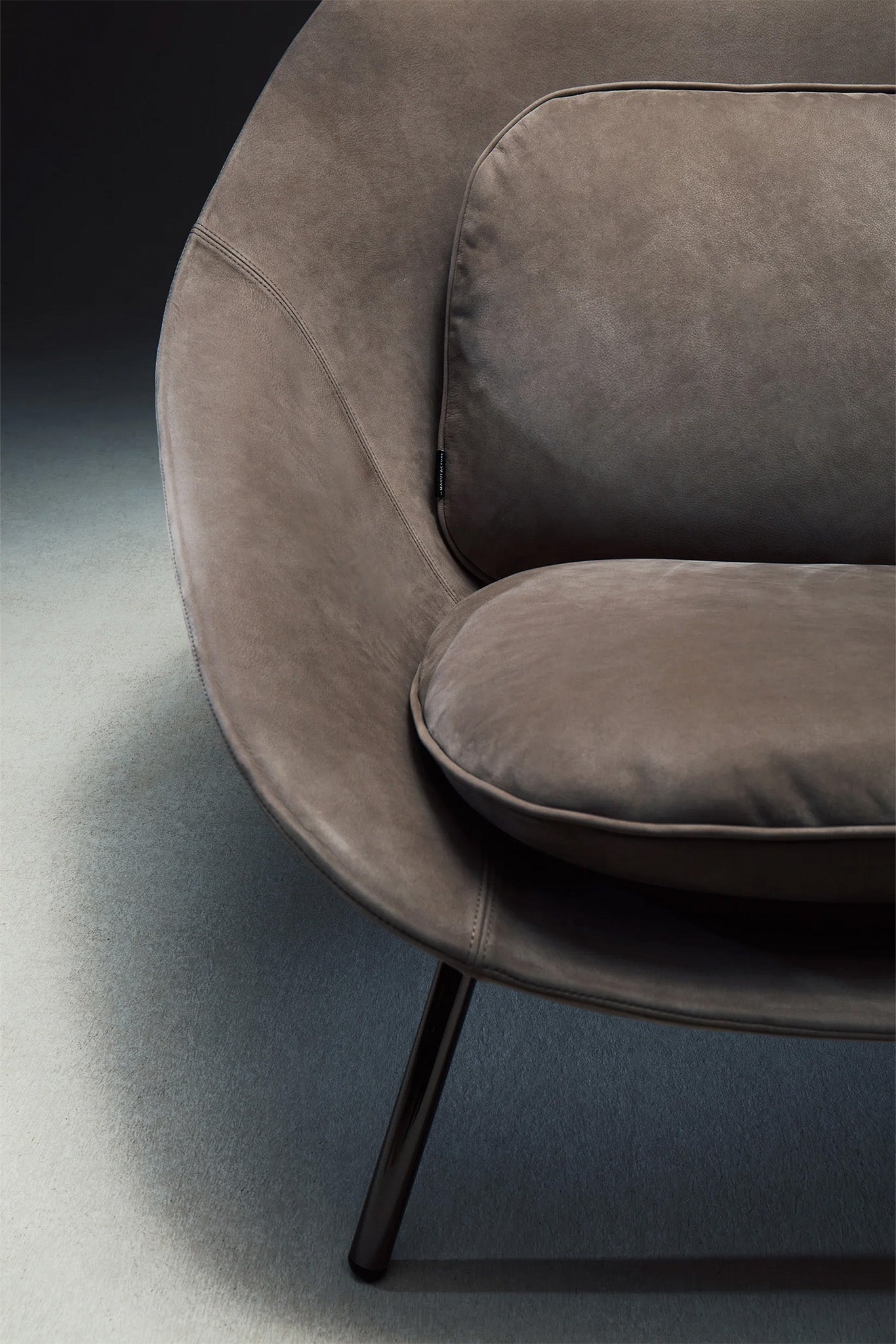 Amphora Lounge Chair - District Furniture