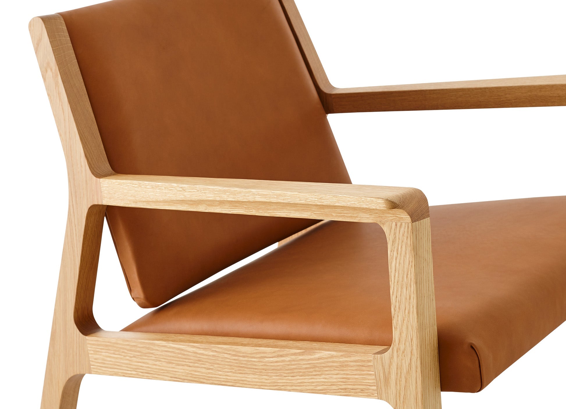 Ari Lounge Chair - District Furniture