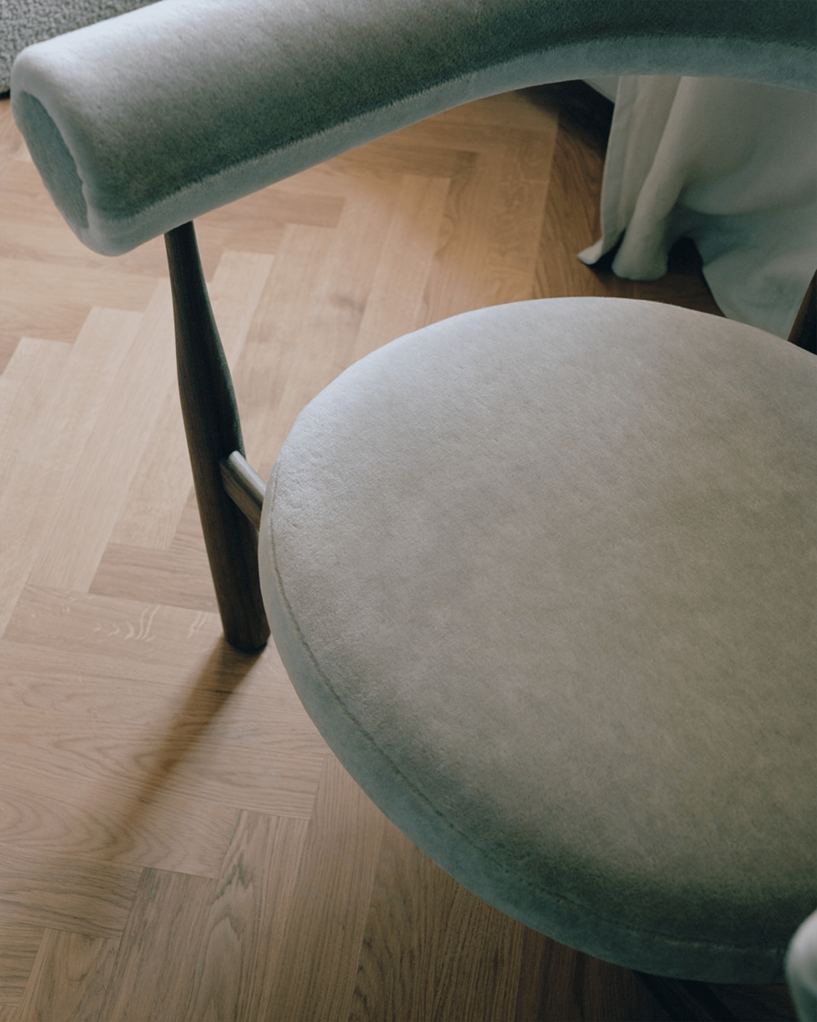 Bukowski Lounge Chair - District Furniture
