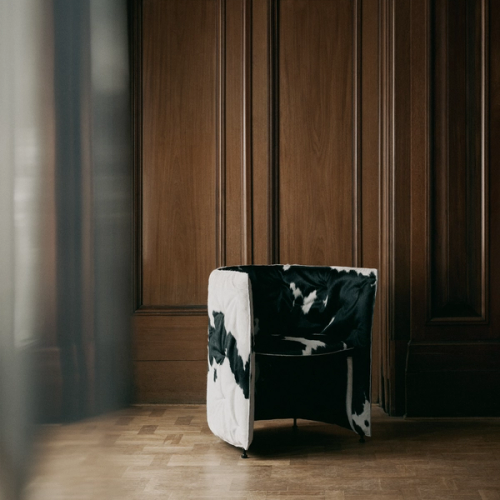 Niche Club Chair
