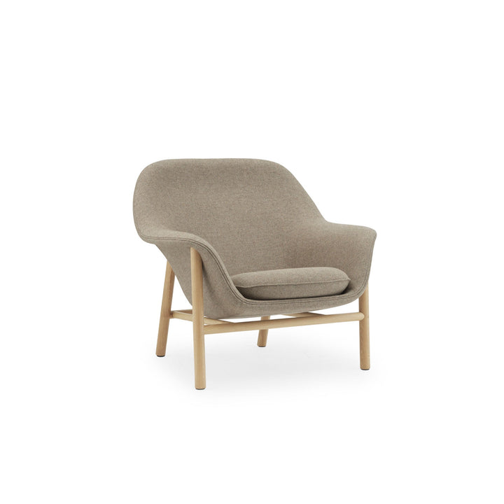 Drape Loungechair Low - Oak - District Furniture