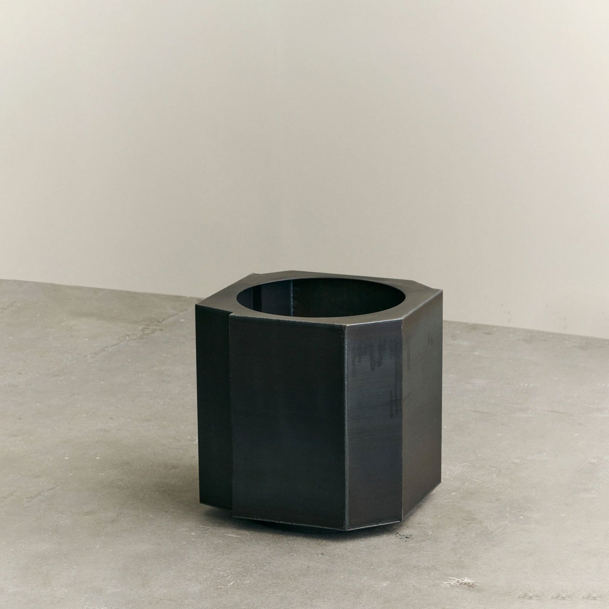 Funki Pot - District Furniture