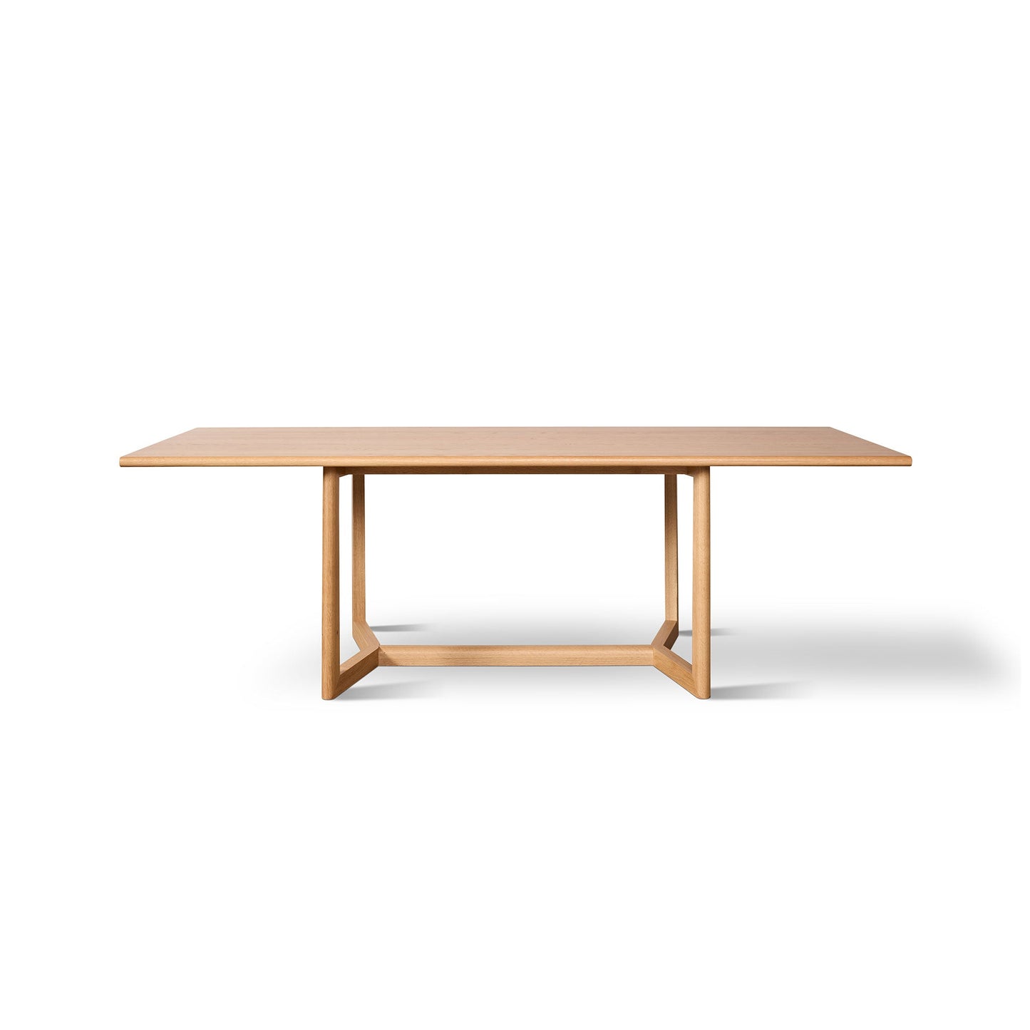 Harry Table - District Furniture