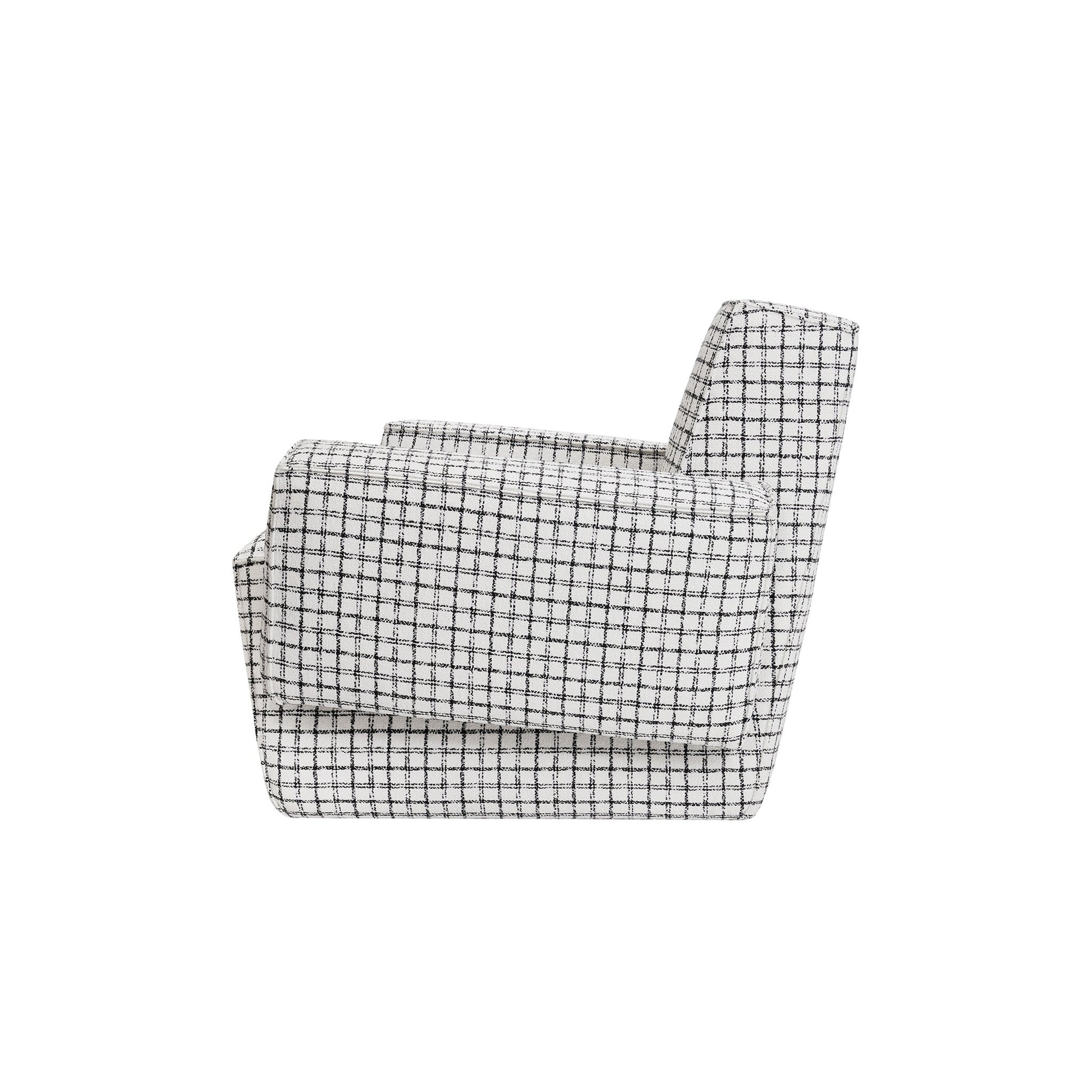 Hunk Lounge Chair With Armrests - District Furniture