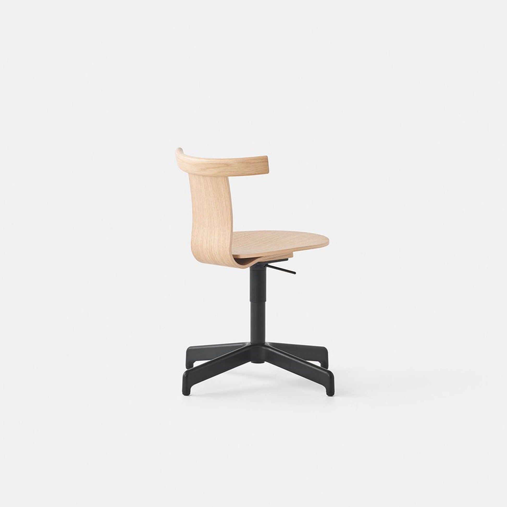Jiro Swivel Chair - District Furniture