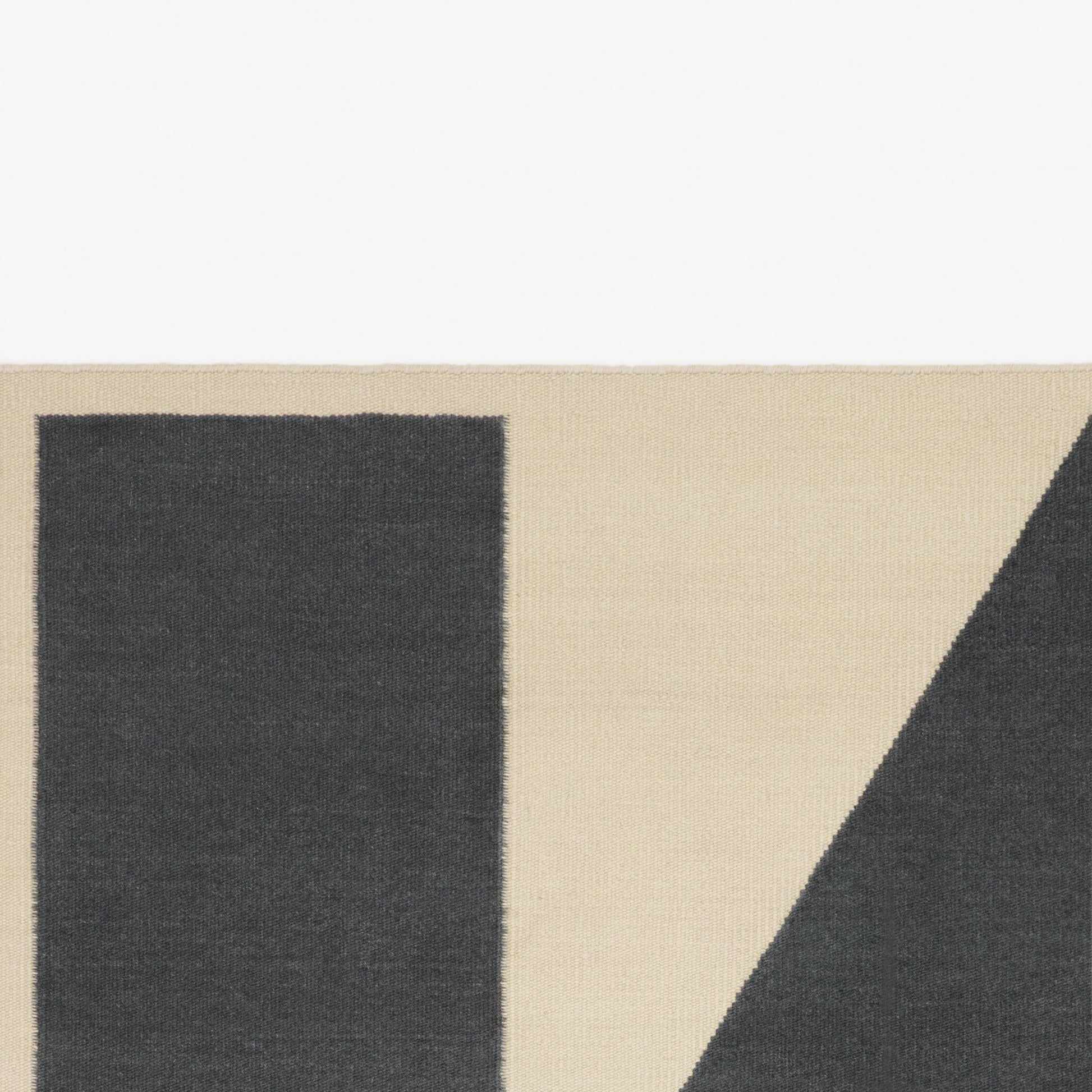 Kelim Untitled_AB11 - District Furniture