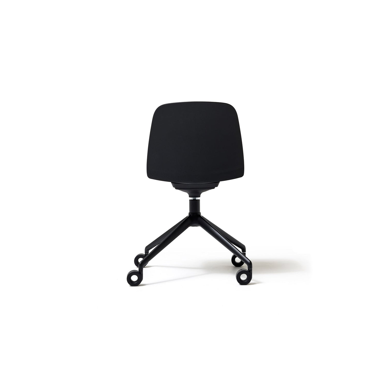 Kire Chair 4W - District Furniture