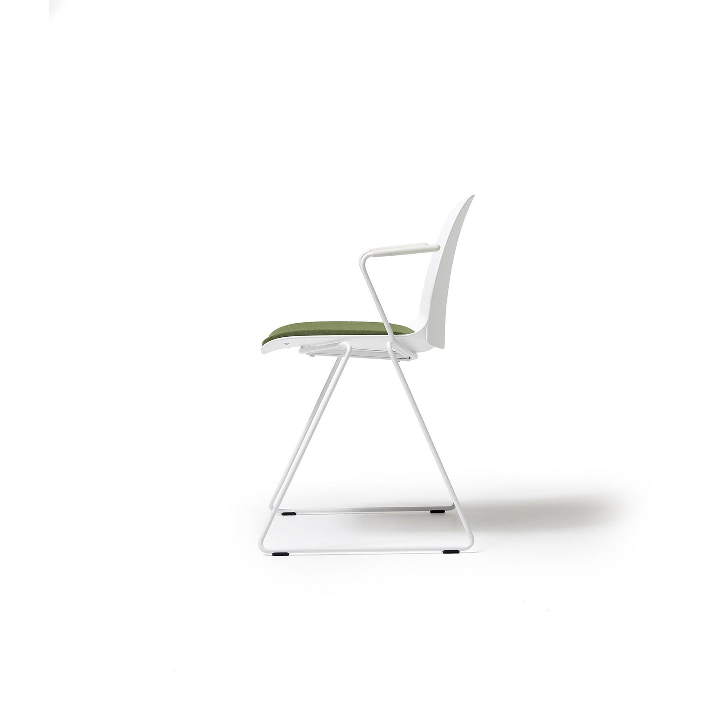 Kire Chair Sled Base with Arms - District Furniture
