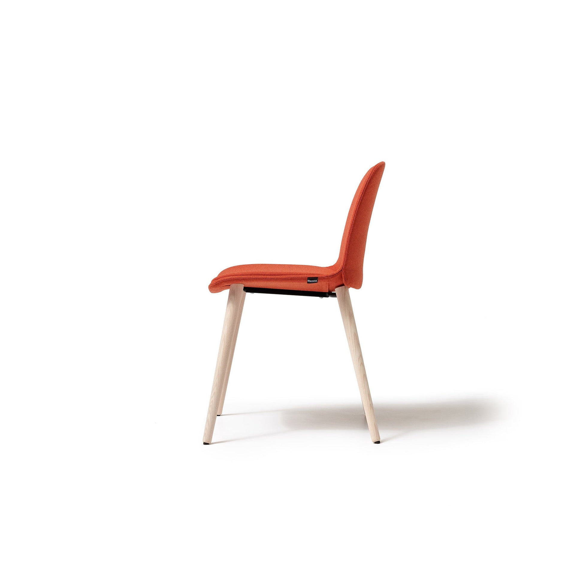 Kire Visitor Chair with Arms - District Furniture