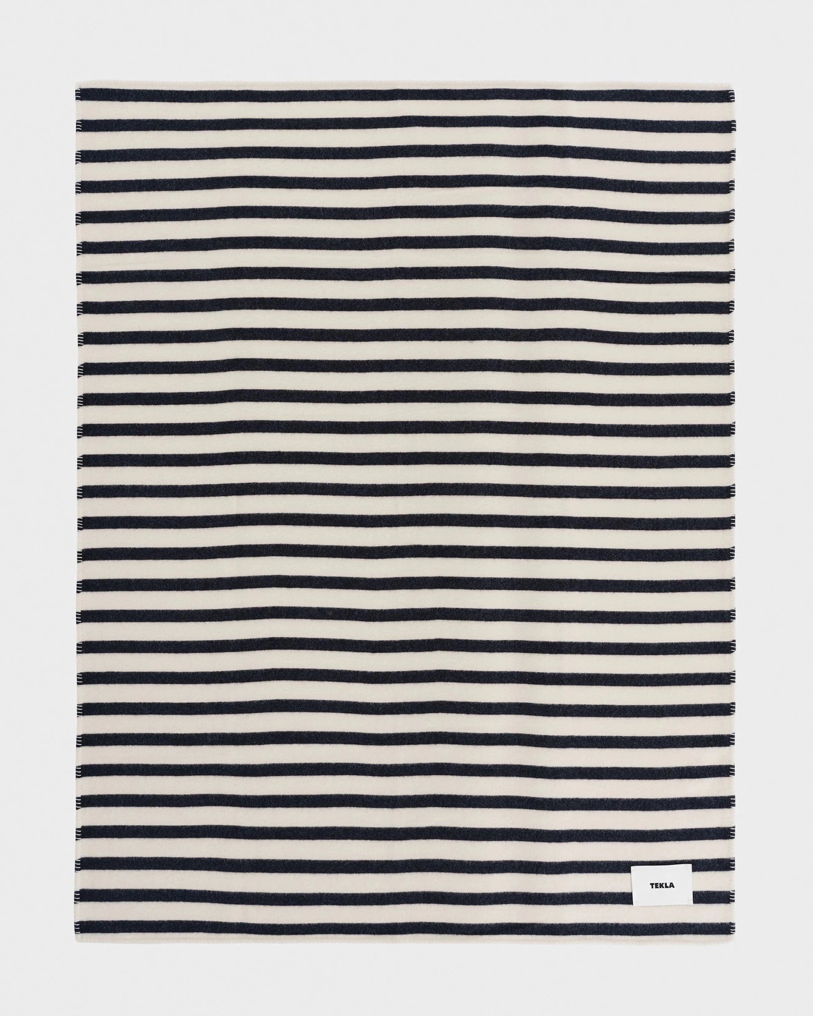 Lambswool Blanket - District Furniture