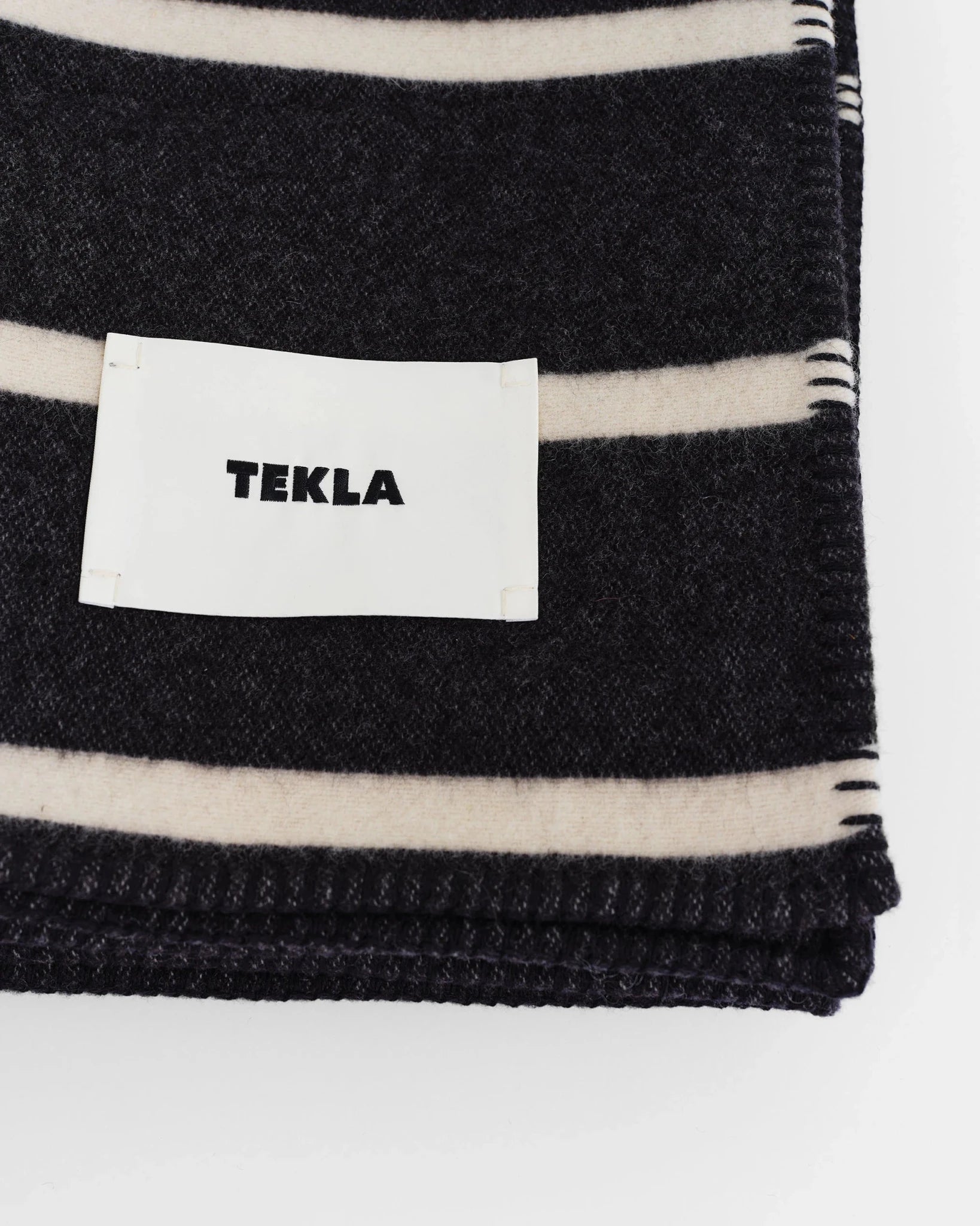 Lambswool Blanket - District Furniture