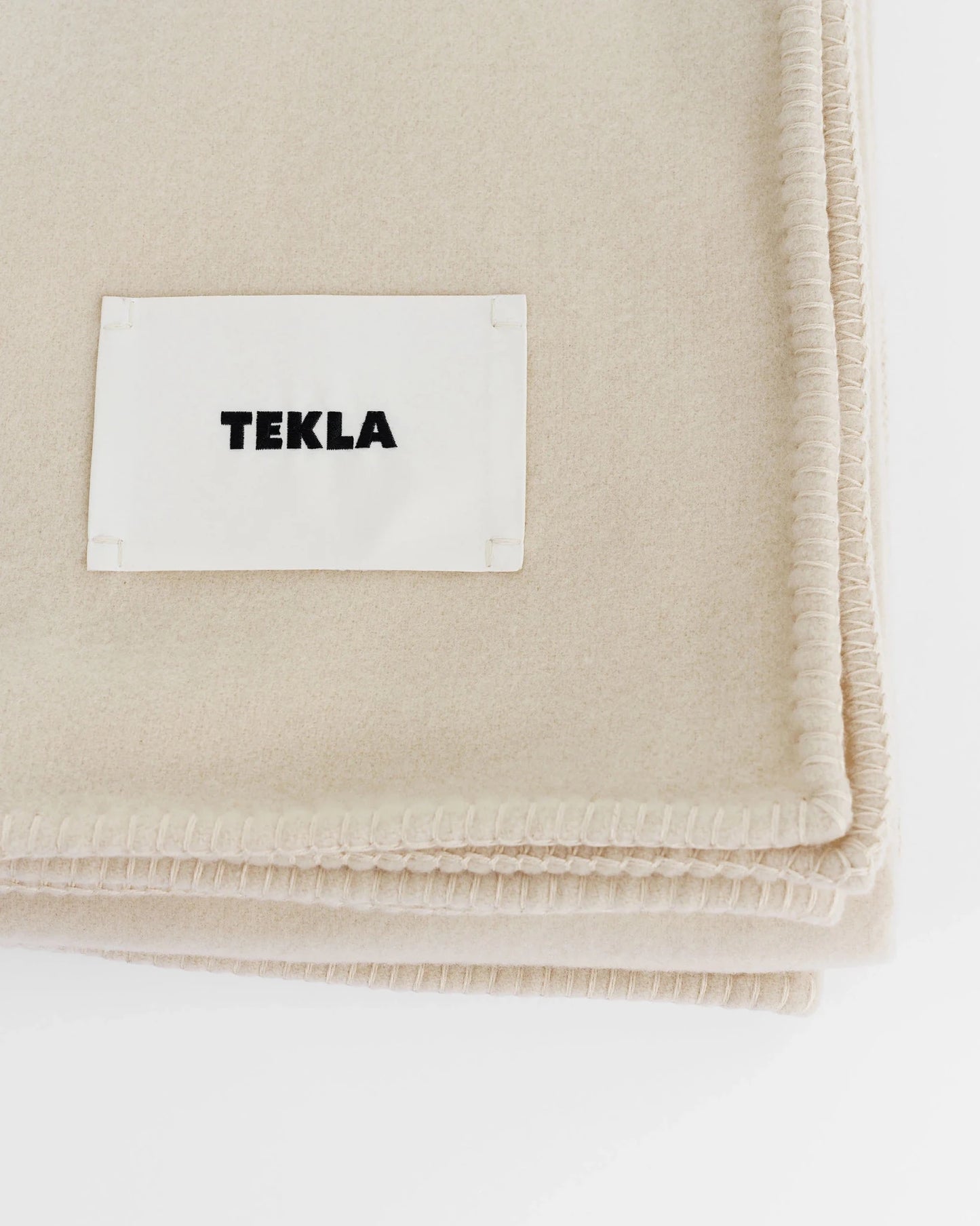 Lambswool Blanket - District Furniture