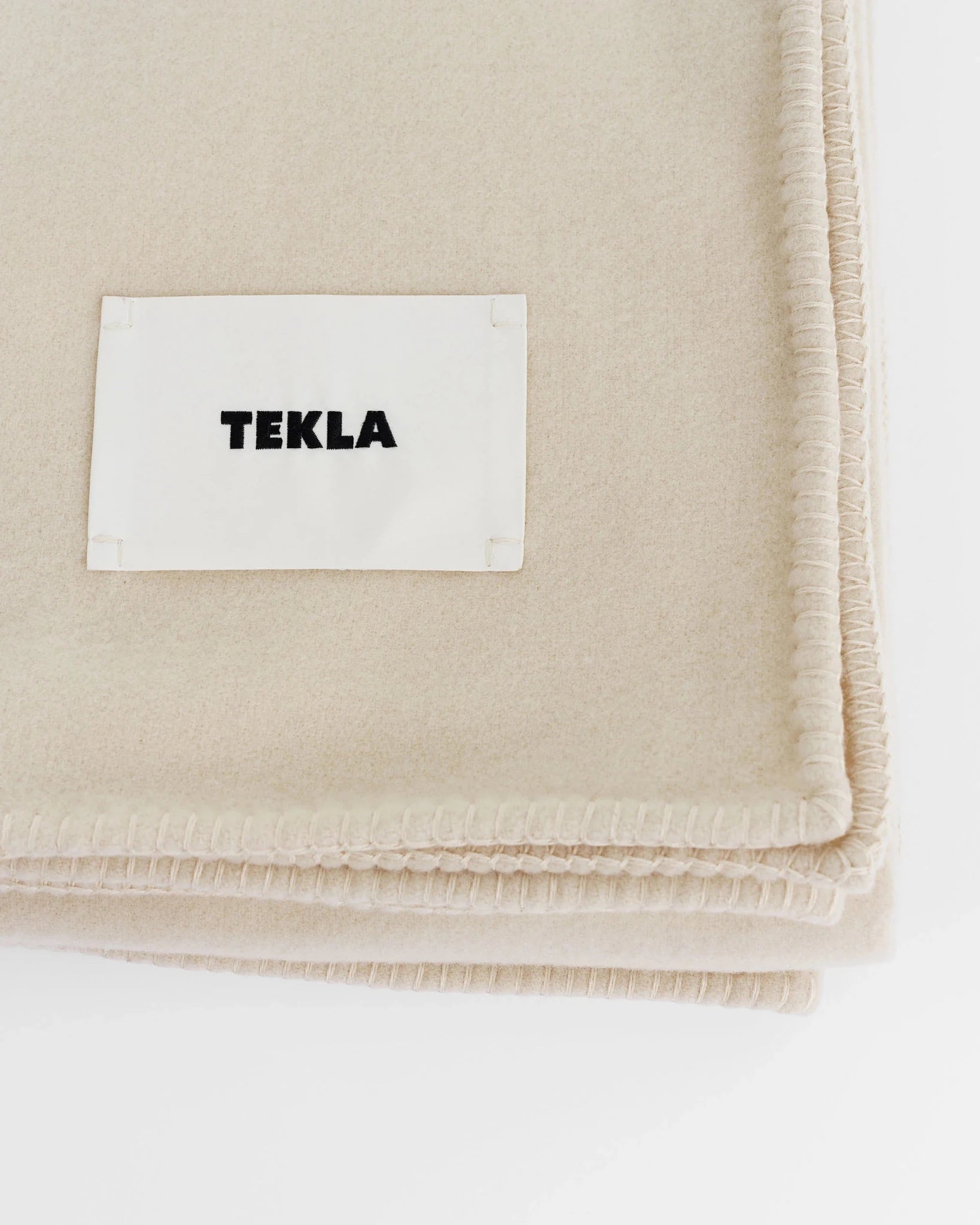 Lambswool Blanket - District Furniture
