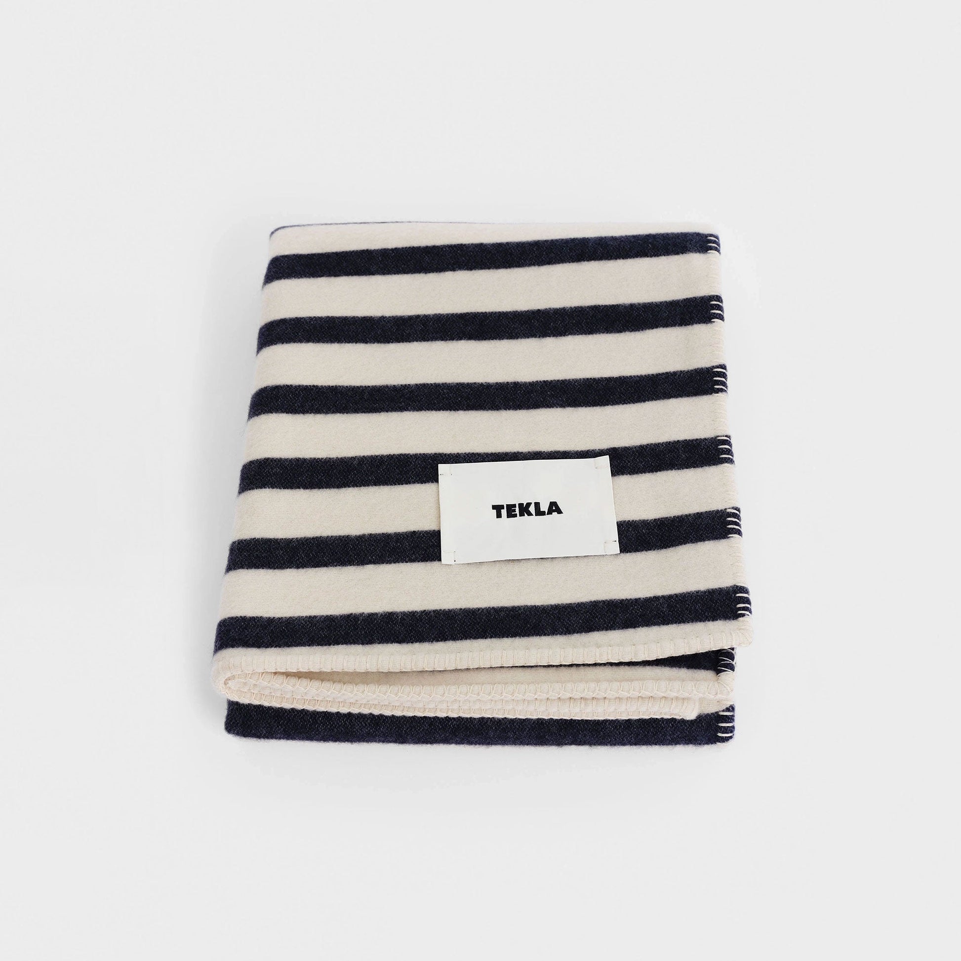 Lambswool Blanket - District Furniture