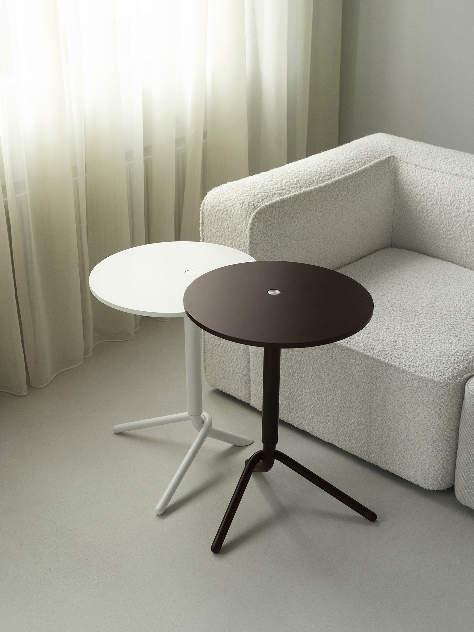 Lift Side Table - District Furniture