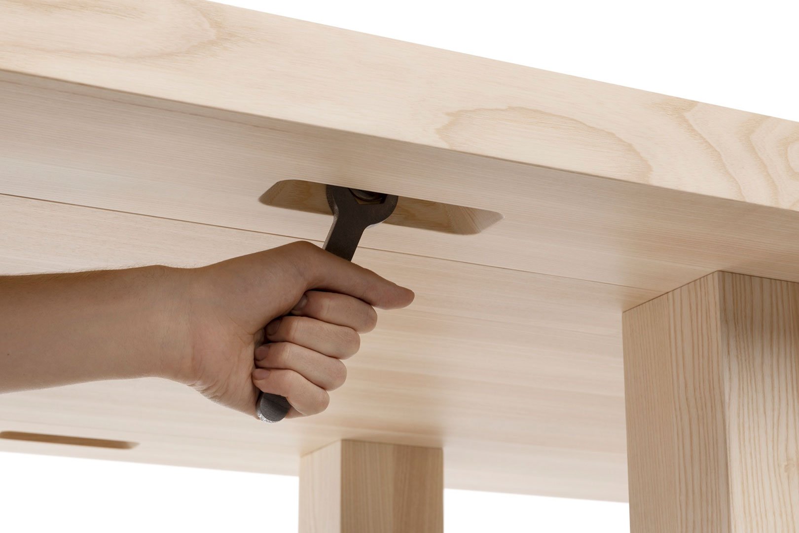 Max Table - District Furniture