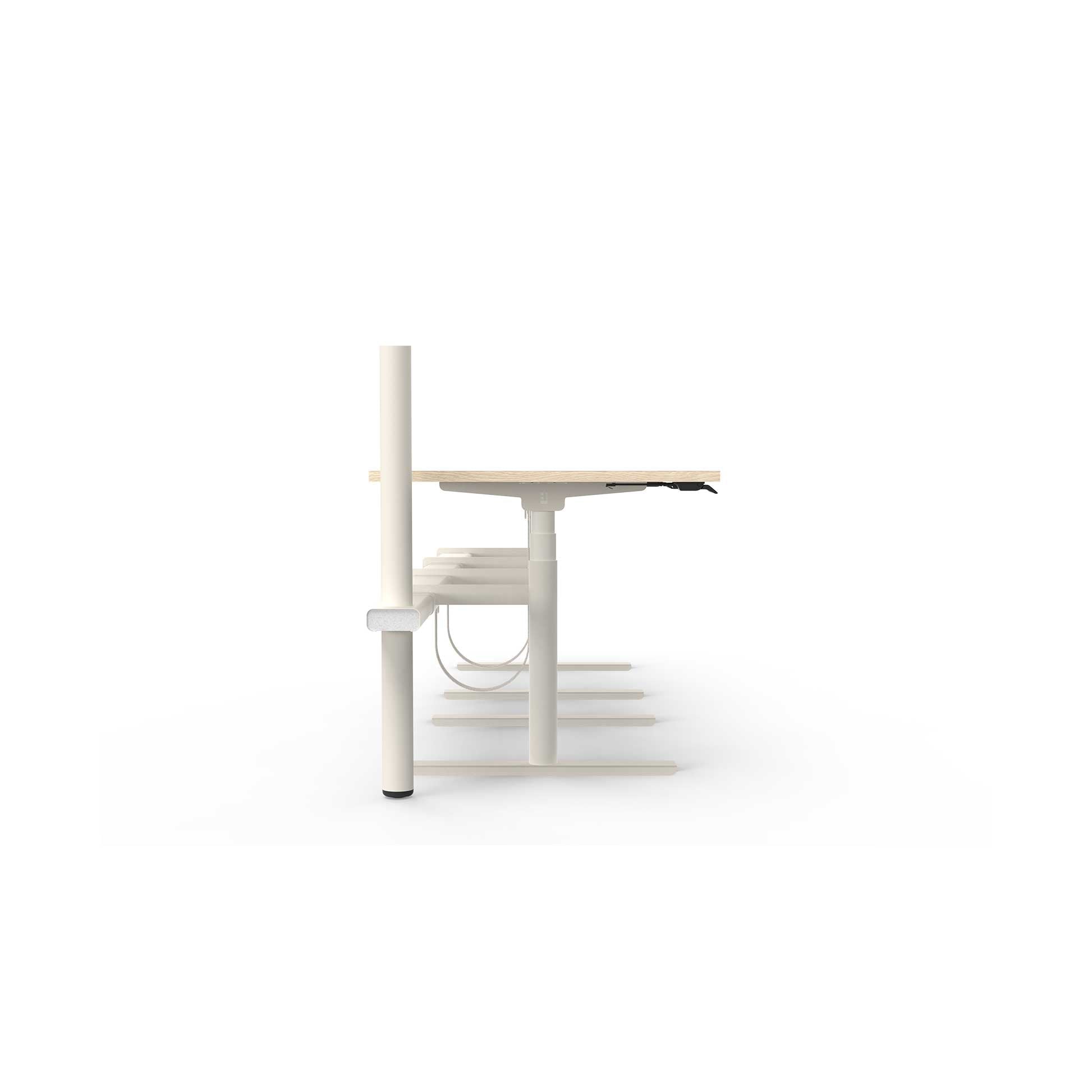 MOTO4 Work Side by Side - District Furniture