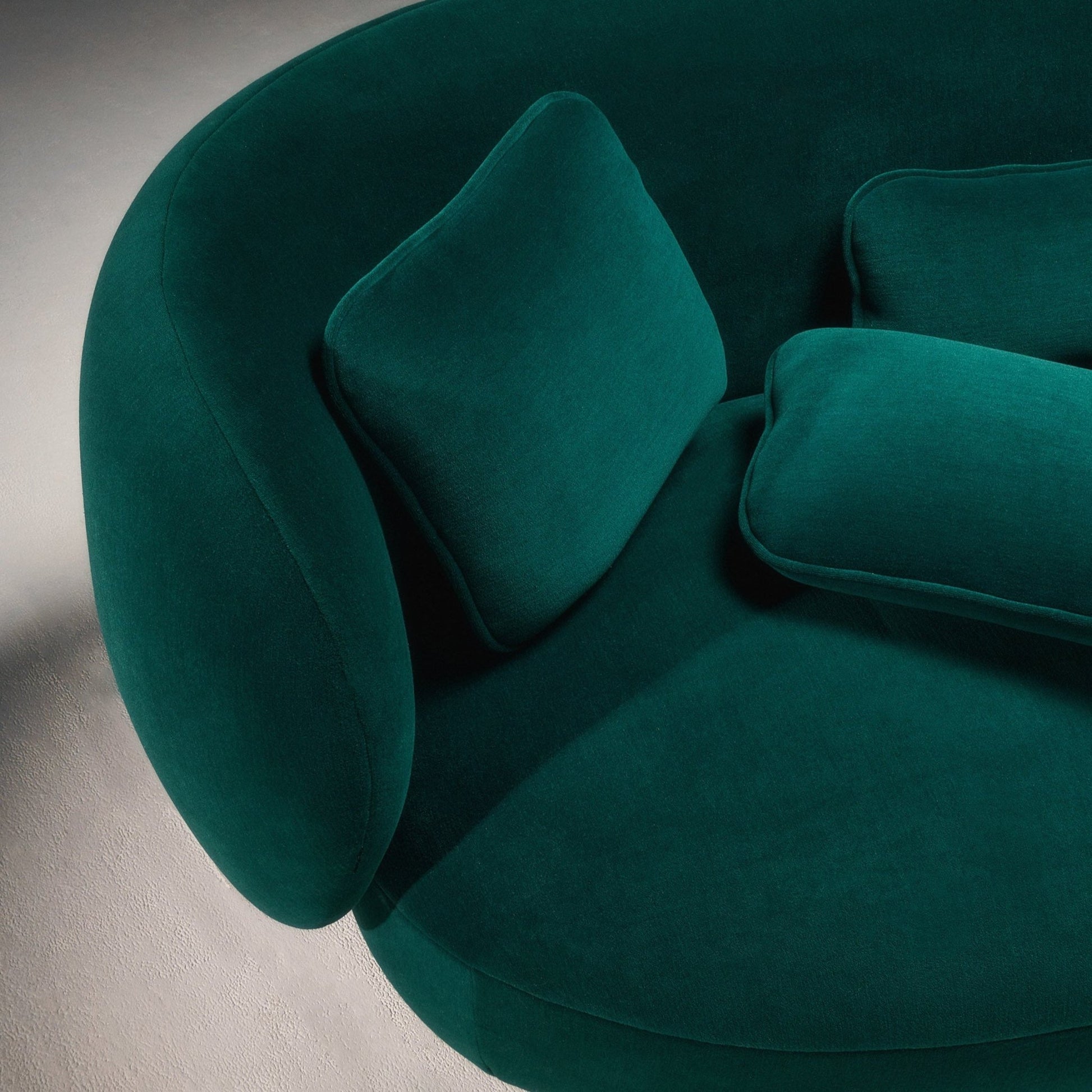 Oaze Sofa - District Furniture