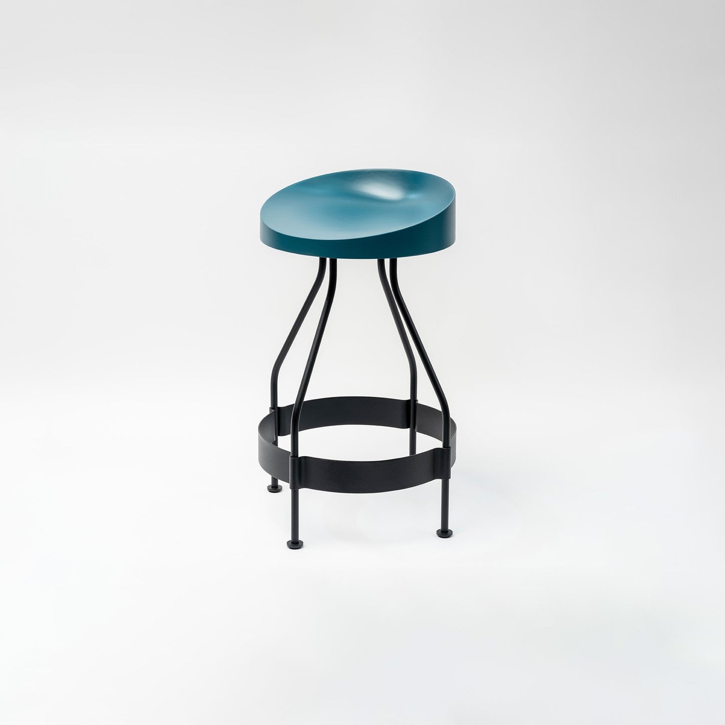 Olindias Stool - District Furniture