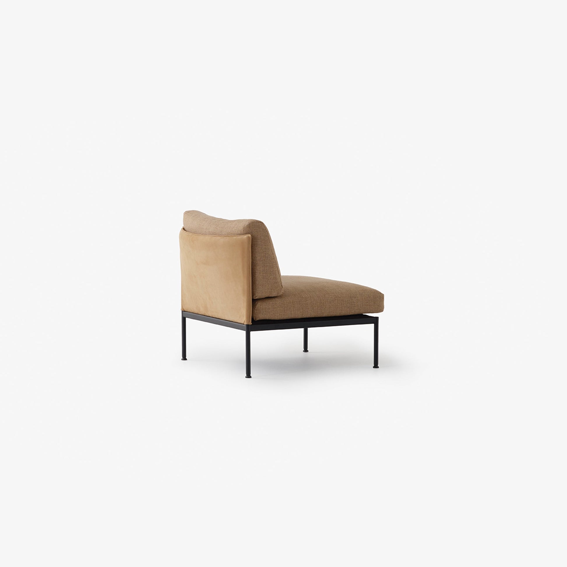 Paperback Chair - District Furniture