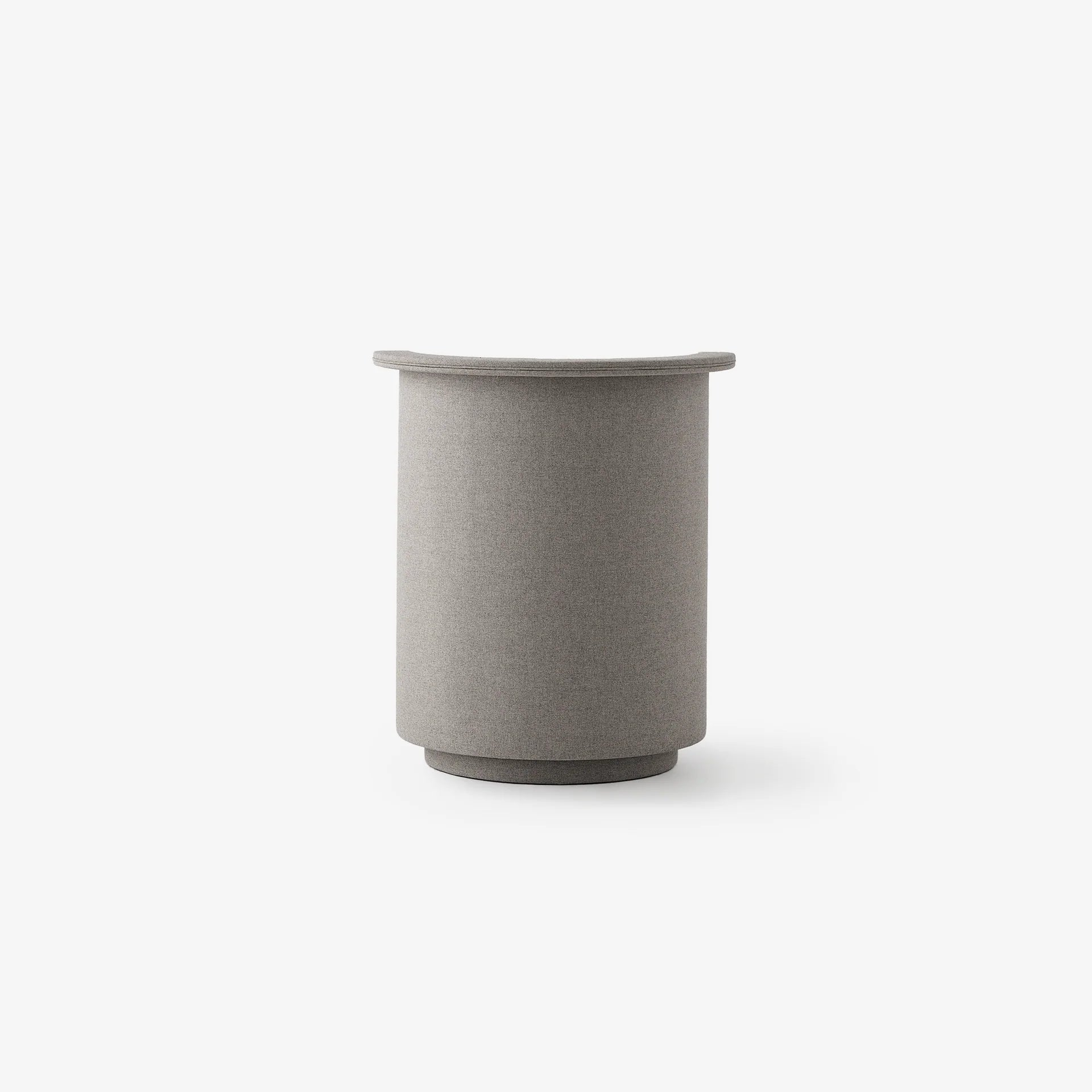 Park Highback Swivel Chair - District Furniture