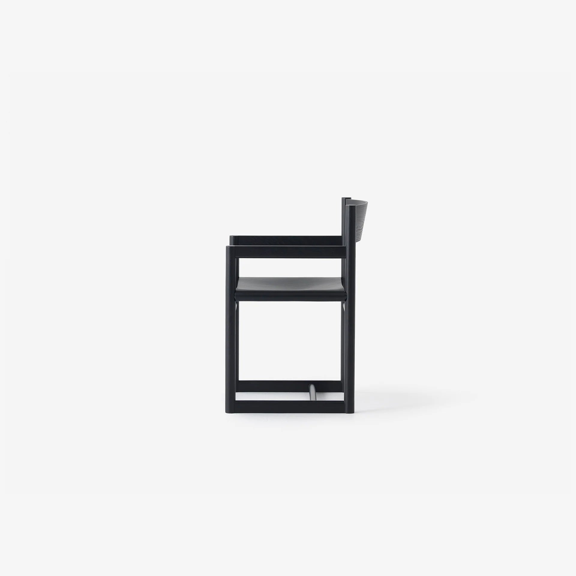 Passenger Chair - District Furniture