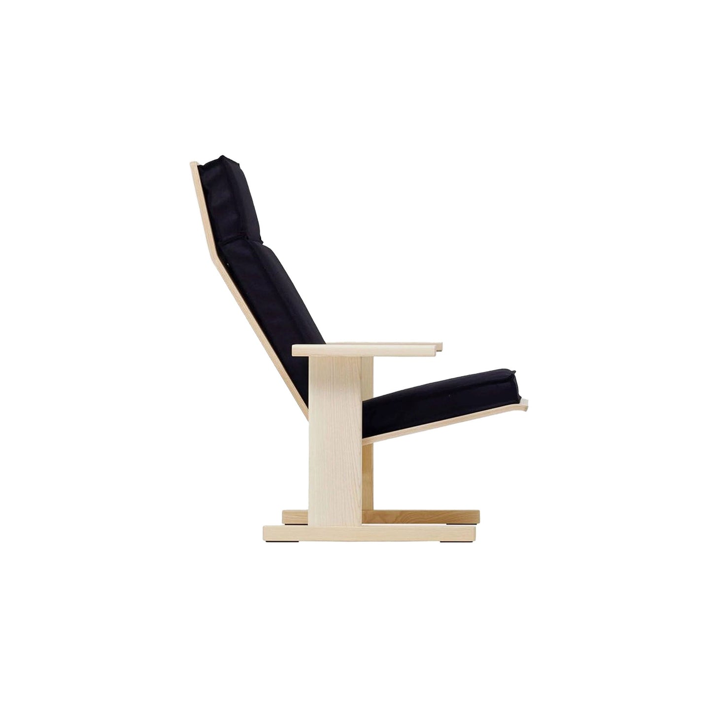 Quindici Lounge Chair - District Furniture
