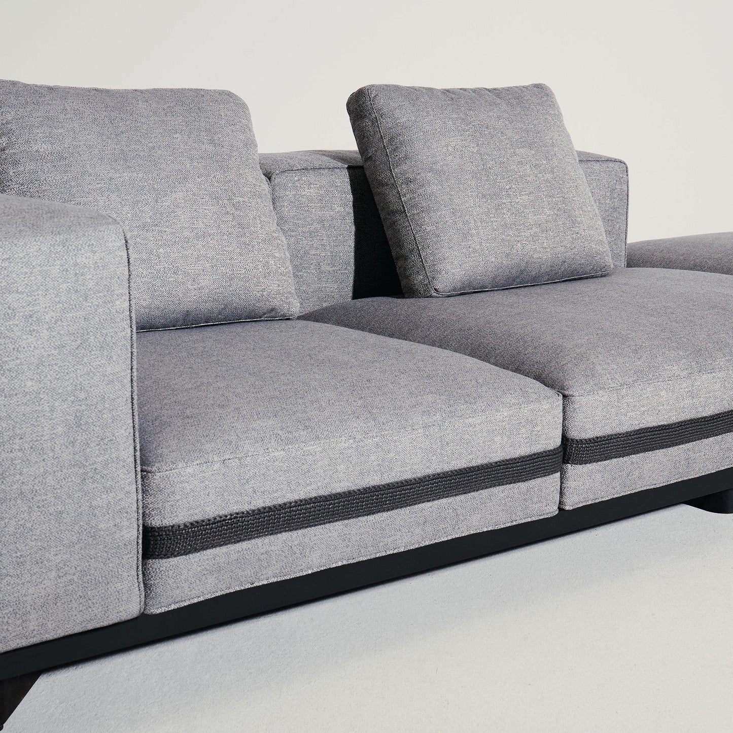 Saint-Rémy Modular Sofa - District Furniture
