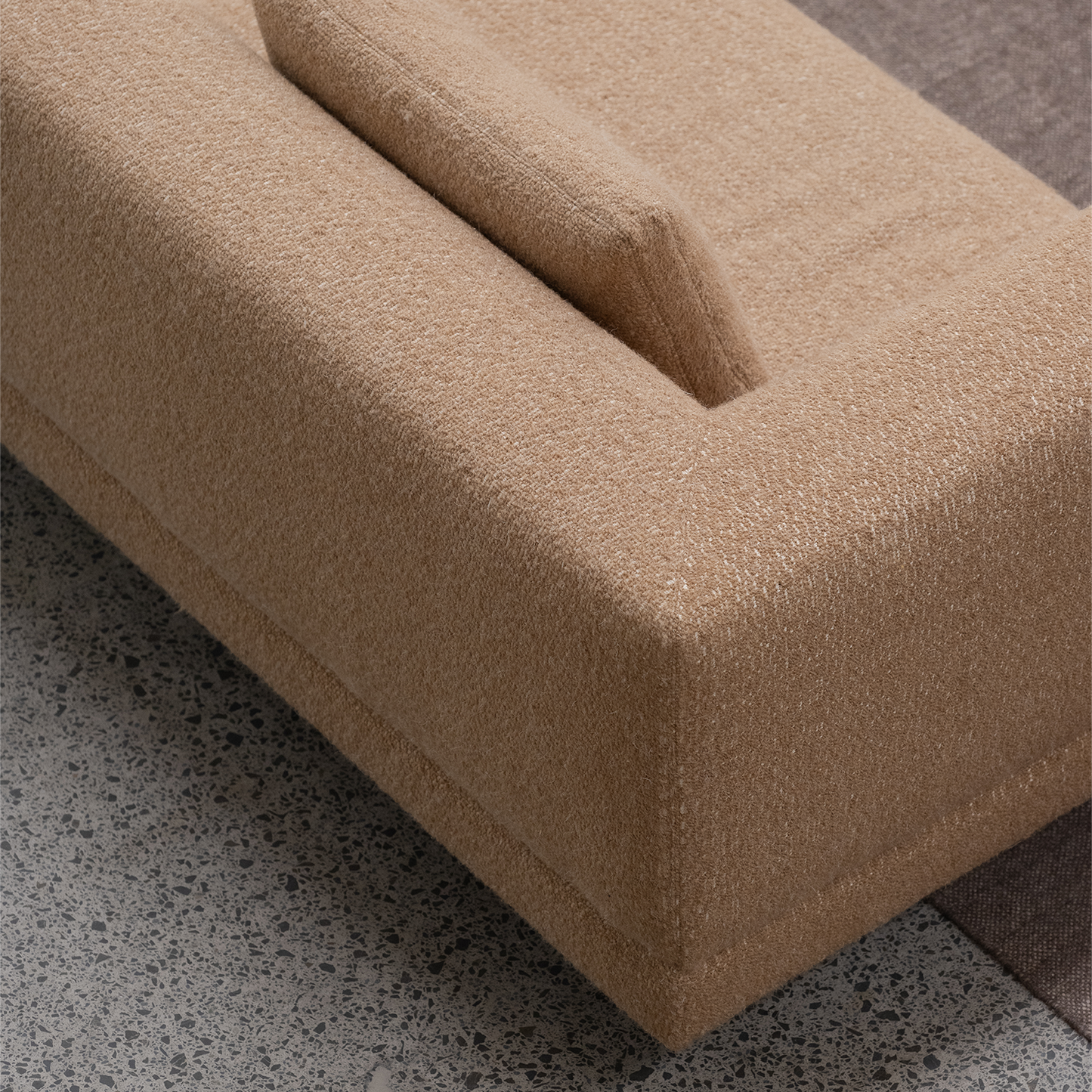 Leger Sofa