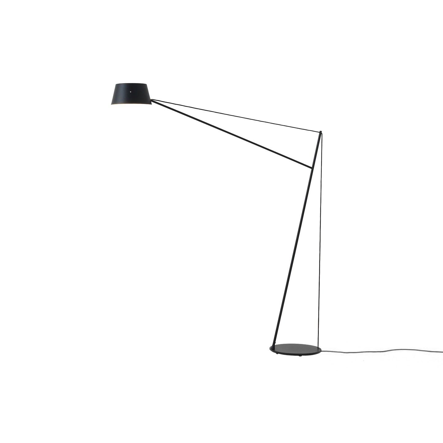 Spar Floor Lamp - District Furniture