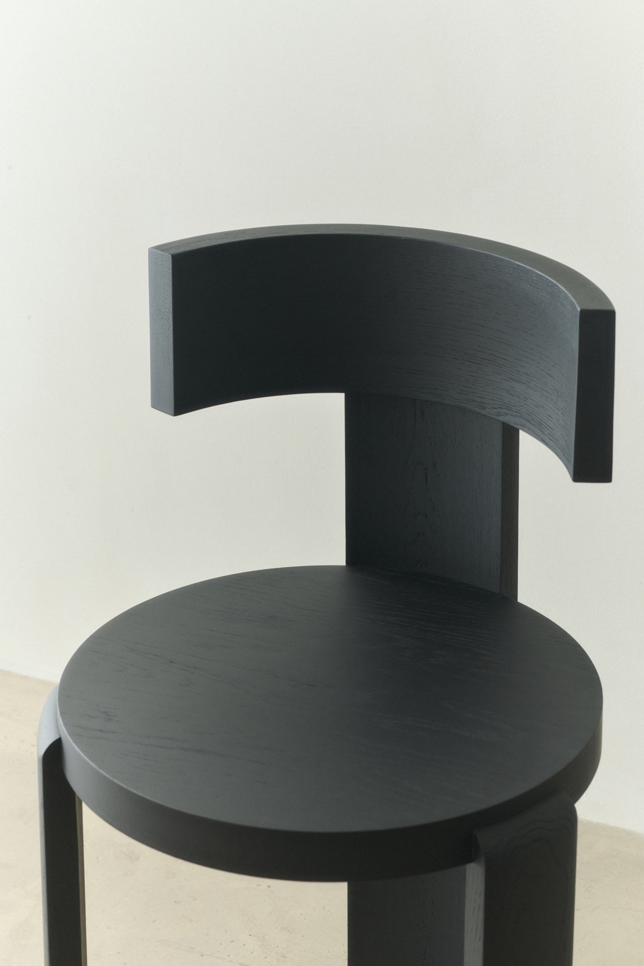 Spina Chair - District Furniture