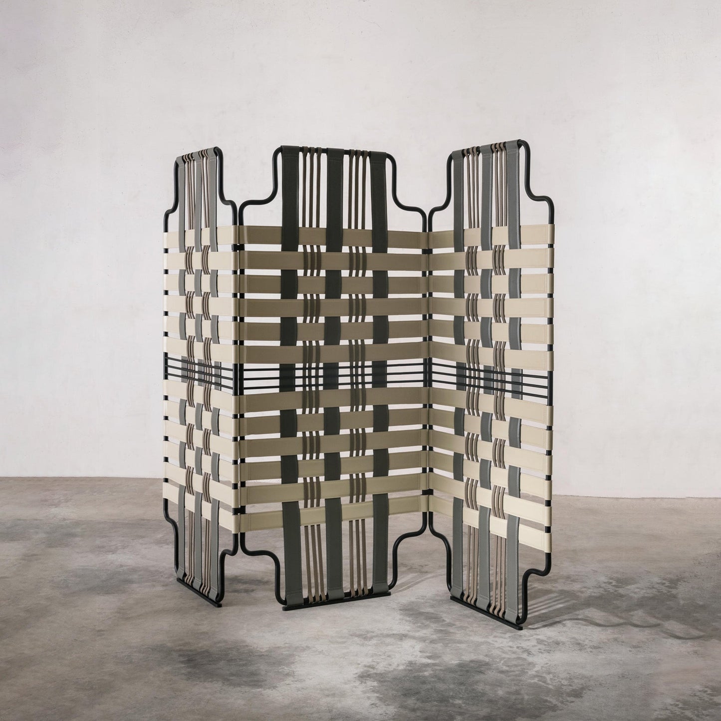 Venier Screen Divider - District Furniture